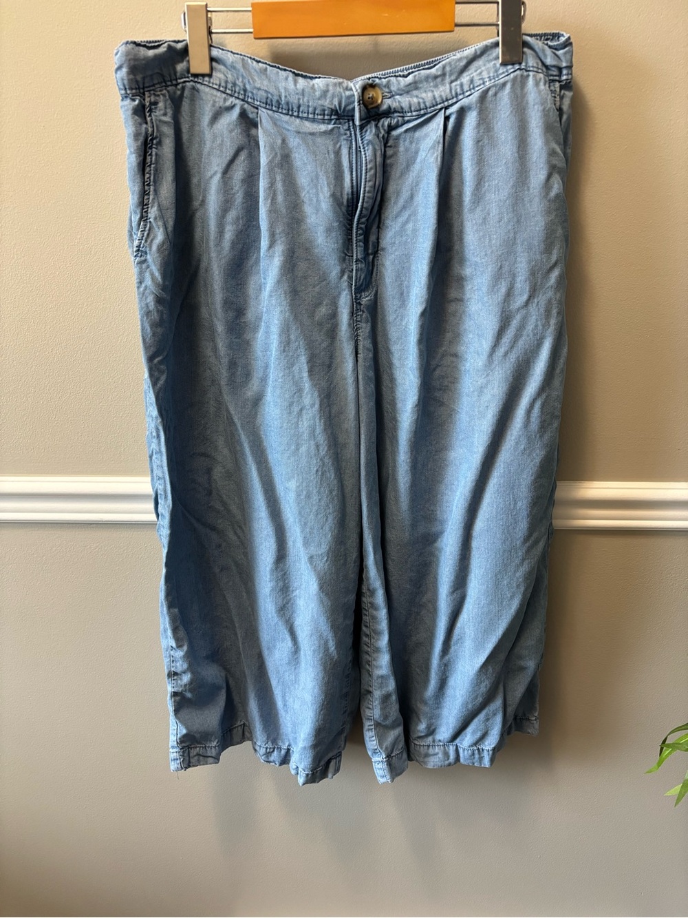 Reitmans Signature Light Blue Denim Pants
